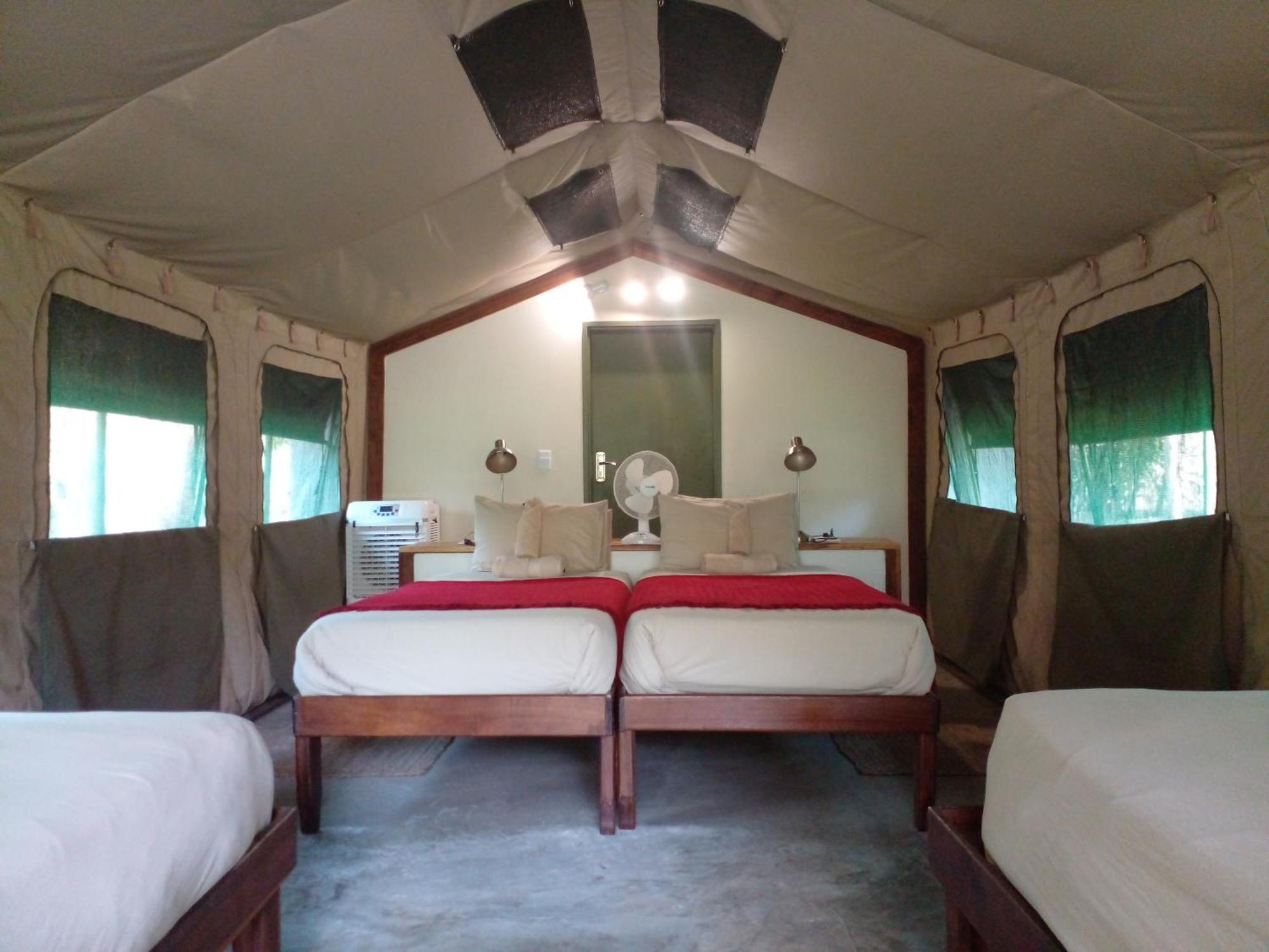 Zambezi Mubala Camp Hotel Katima Mulilo Værelse billede
